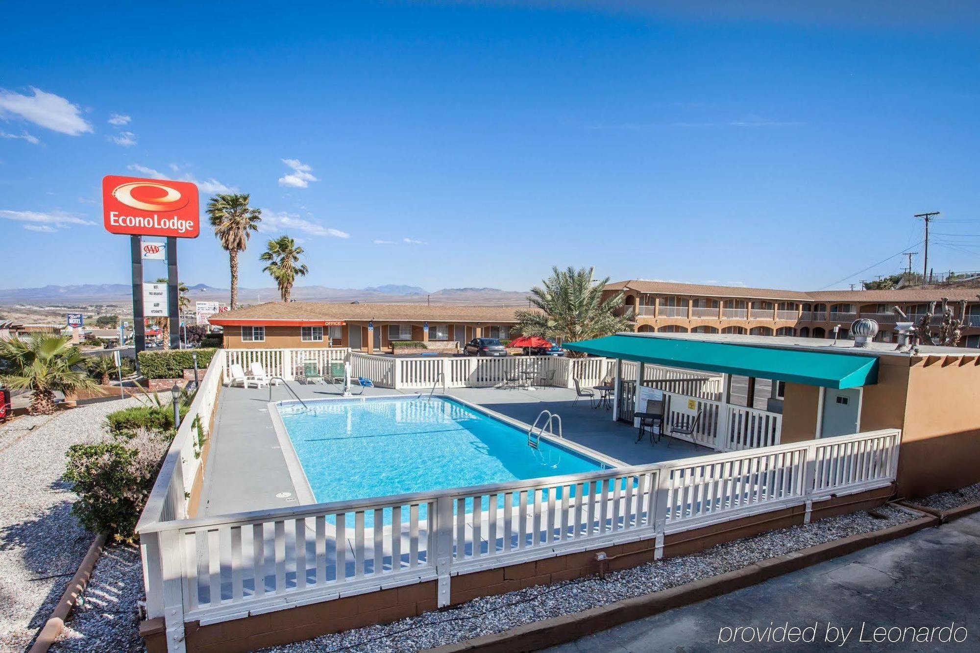 Econo Lodge On Historic Route 66 Barstow Exterior foto